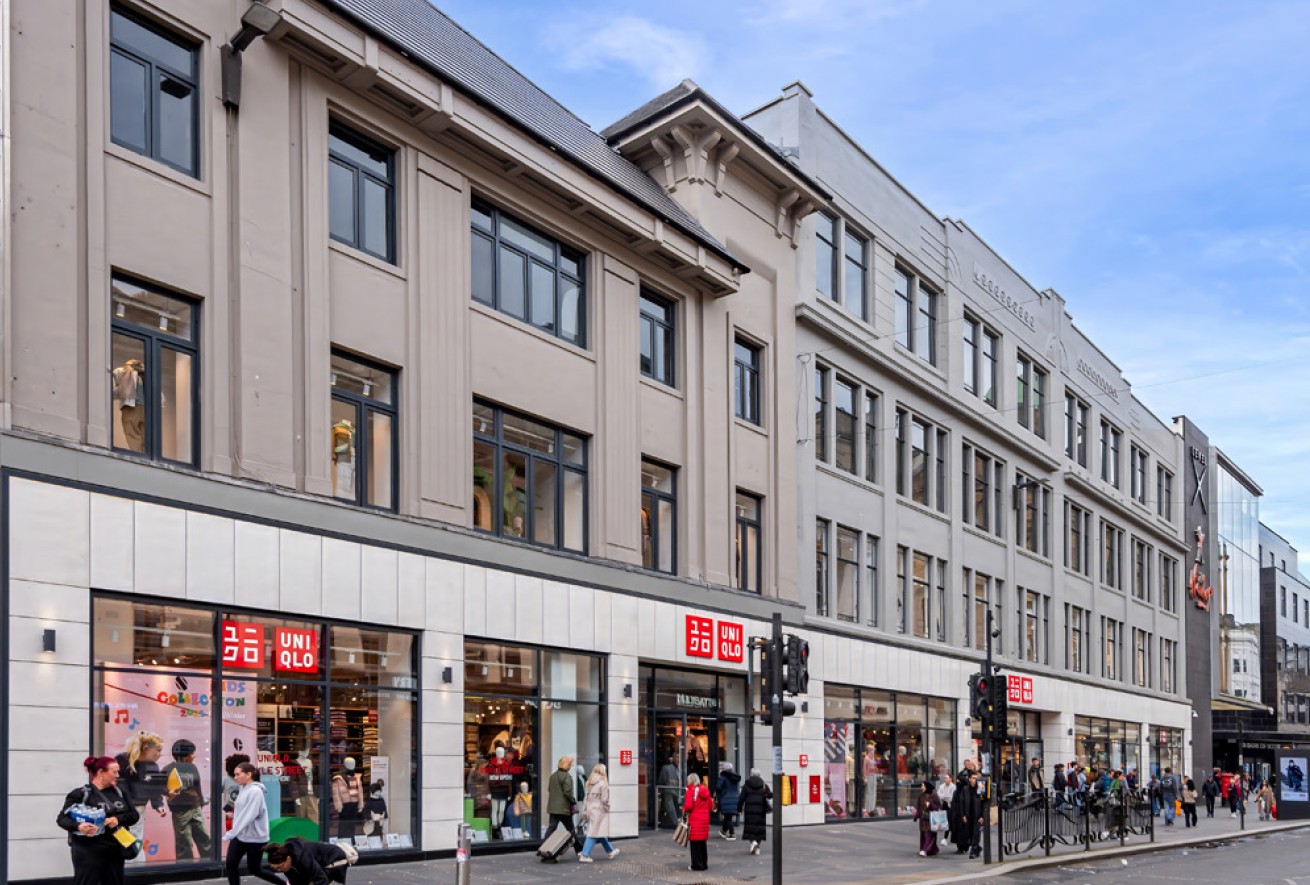 Lismore: Commercial property investment surges in Q4 with £664m deal flurry